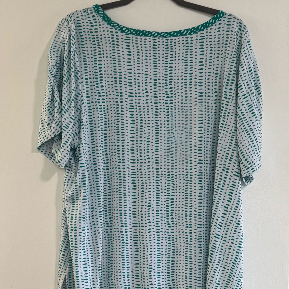 Susan Graver Green Boxy Short Sleeve Blouse